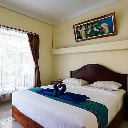 Taman Ayu Legian Hotel Exterior photo